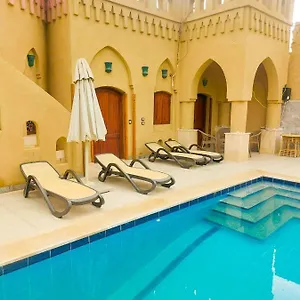 https://golds-villa.hotels-luxor-egypt.com